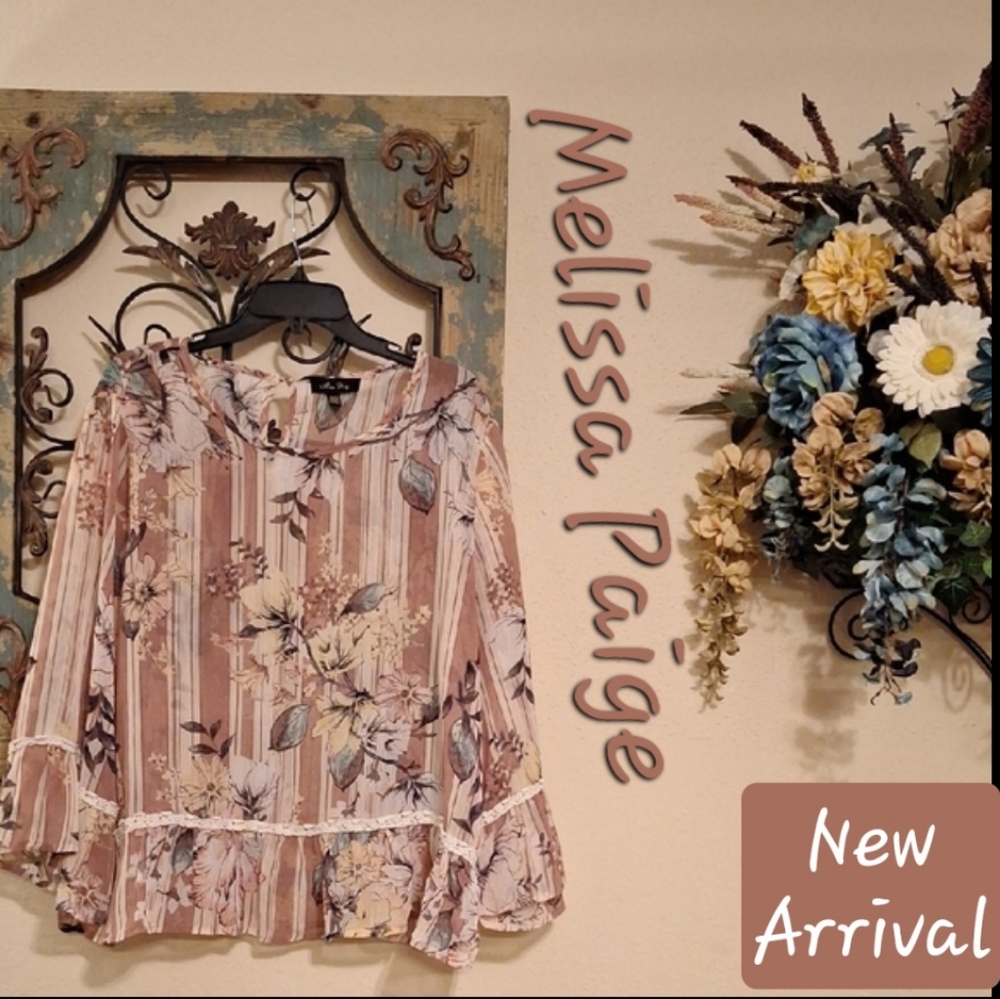 Melissa Paige Floral Blouse in Pink and Cream